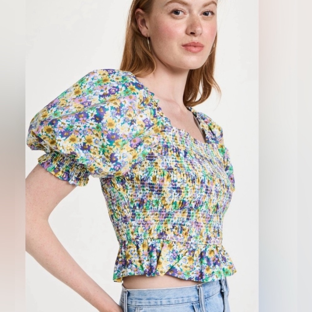 NWT Endless Rose Cropped Floral Smocked Puff Sleeve Top M